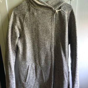 Long Women’s North Face Sweater